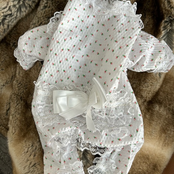 PUPPY DREAMS Set of NEW Onesies - Picture 2 of 4